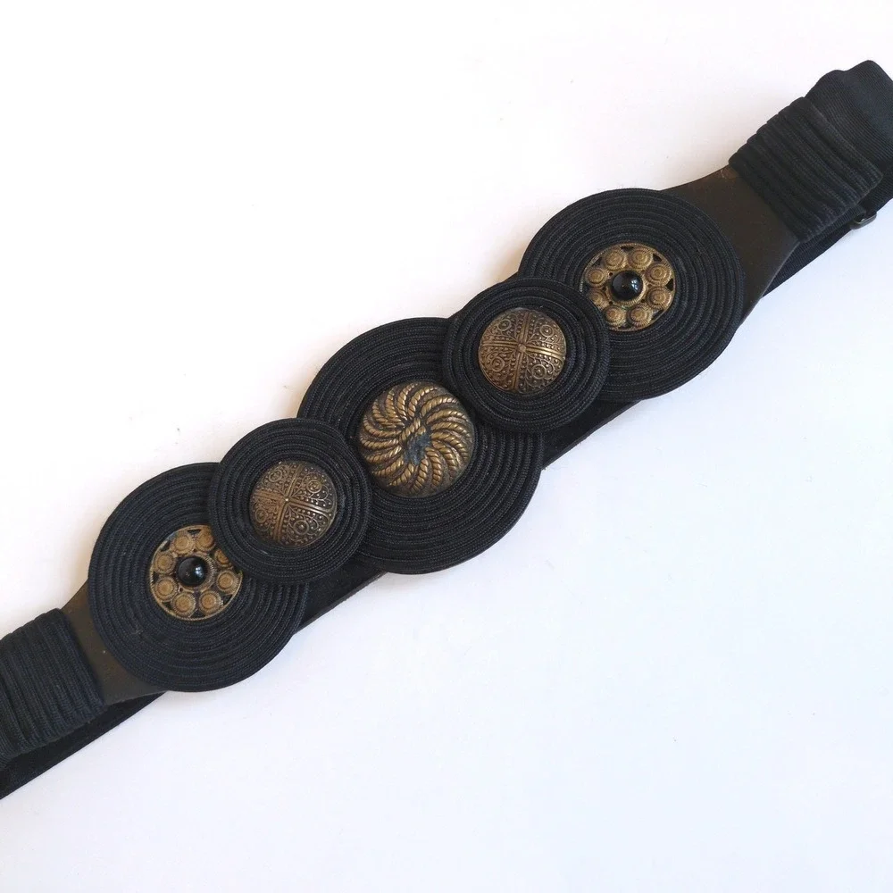 Vtg Carolyn Tanner Designs Belt Black Gold Medallion Statement 33in